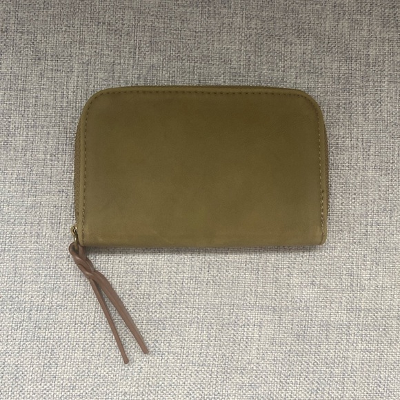 Universal Thread Handbags - Universal Thread Green Wallet